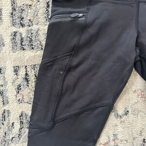 Women's Lululemon Black Leggings Size 4